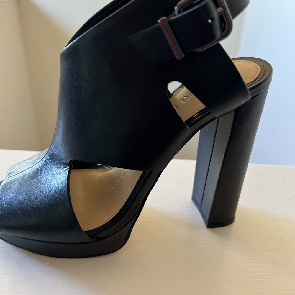Giani Bini Heels